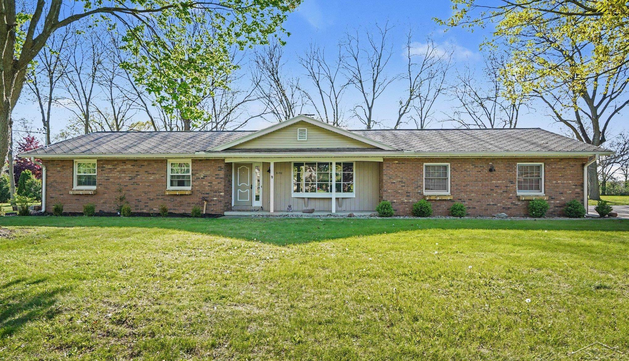 6190 Maple Road Frankenmuth, MI 48734 - Photo 1 of 27