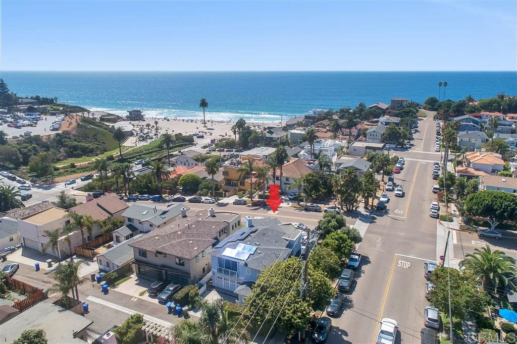 203 3rd Street Encinitas, CA 92024 - Photo 2 of 25