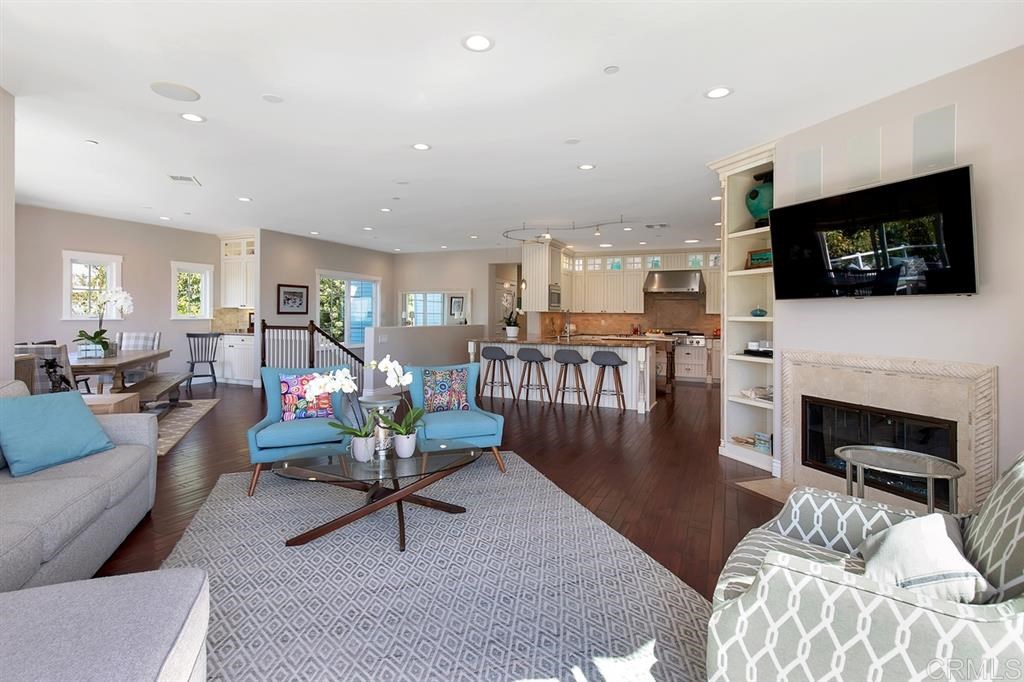 203 3rd Street Encinitas, CA 92024 - Photo 8 of 25