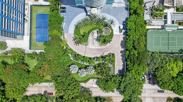 $4,600 | 2101 Brickell Avenue, Unit 1901, Miami, FL 33129