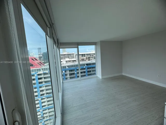 $4,900 | 2101 Brickell Avenue, Unit 1901, Miami, FL 33129