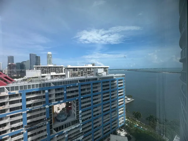 $4,900 | 2101 Brickell Avenue, Unit 1901, Miami, FL 33129