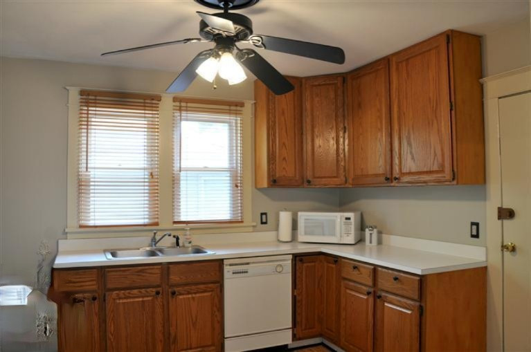 1008 Wayne Street St. Joseph, MI 49085 - Photo 8 of 14 Additional Photo