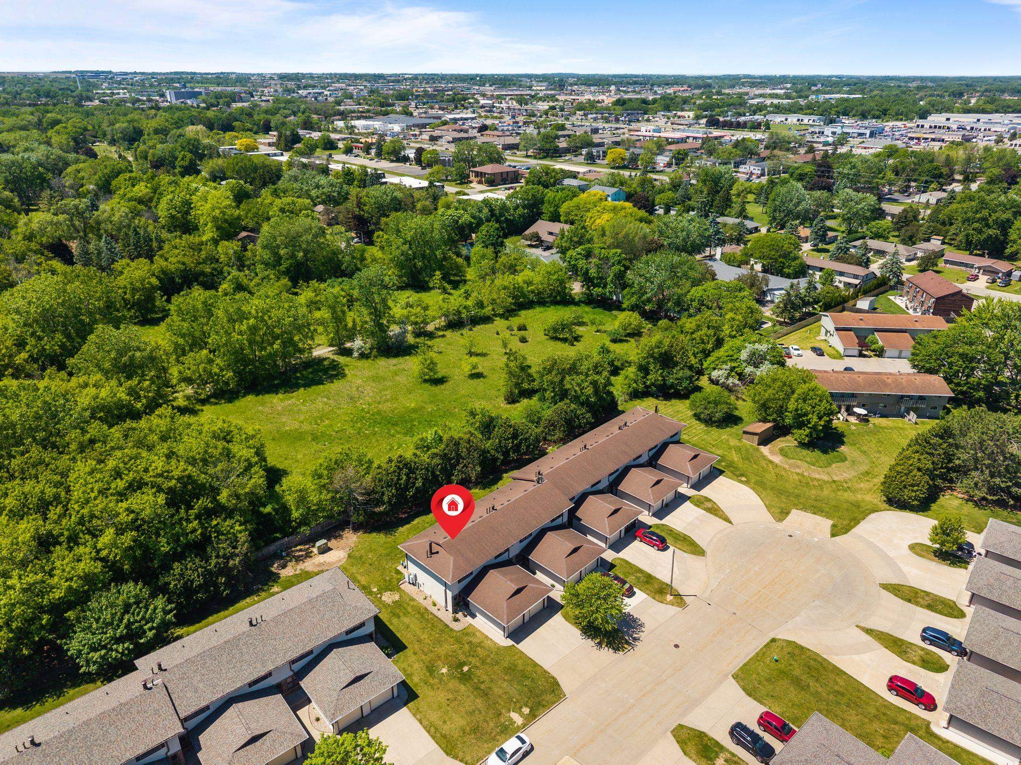 725 South Westhaven Place, Unit J Appleton, WI 54914 - Photo 32 of 35