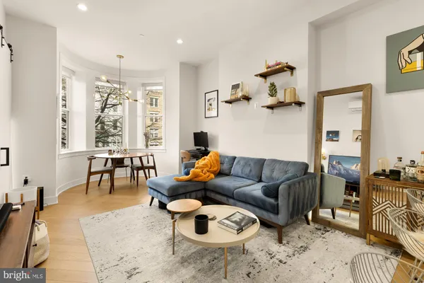$3,350 | 1225 11th Street Northwest, Unit 6, Washington, DC 20001