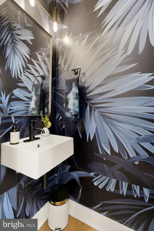 $3,350 | 1225 11th Street Northwest, Unit 6, Washington, DC 20001