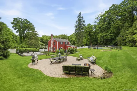 $1,999,999 | 765 King Street, Chappaqua, NY 10514