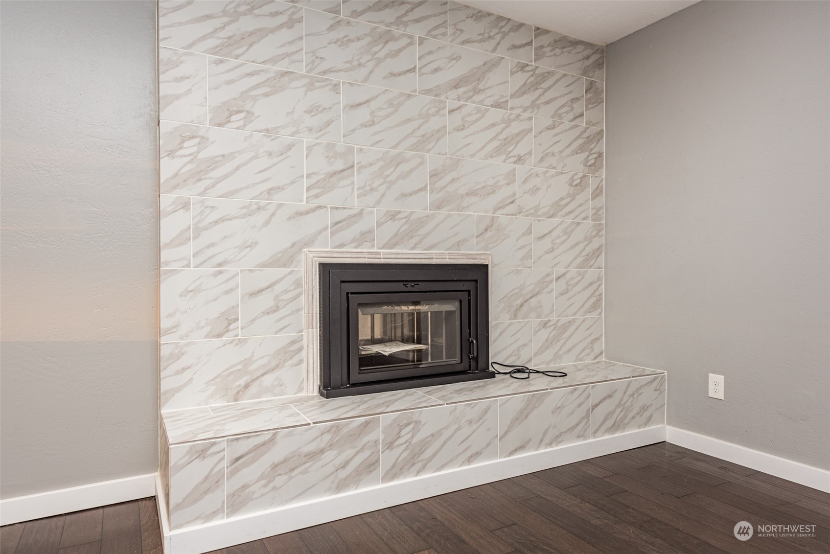 146 Sunset Place Sequim, WA 98382 - Photo 5 of 40 a view of empty room with wooden floor