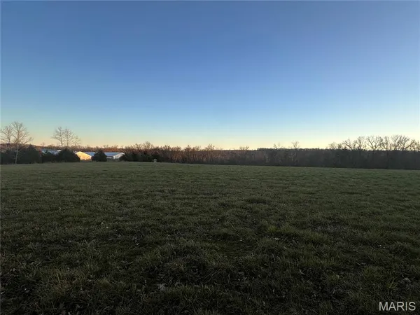 $449,500 | 12784 Highway 28, Vienna, MO 65582