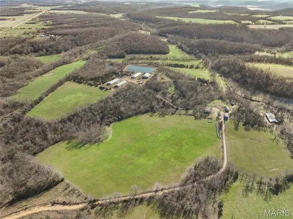 $449,500 | 12784 Highway 28, Vienna, MO 65582