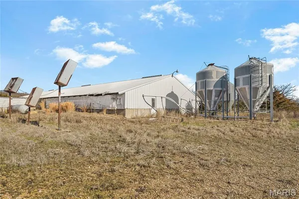 $449,500 | 12784 Highway 28, Vienna, MO 65582