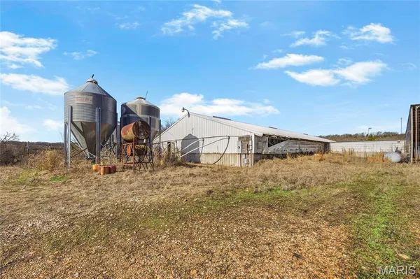 $449,500 | 12784 Highway 28, Vienna, MO 65582