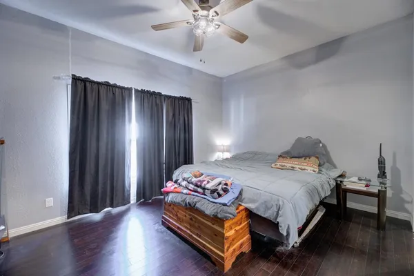 $169,900 | 1226 East 8th Avenue, Winfield, KS 67156