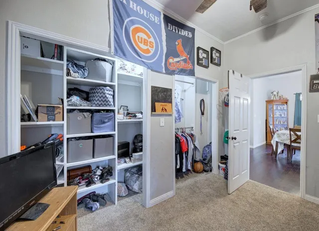 $169,900 | 1226 East 8th Avenue, Winfield, KS 67156