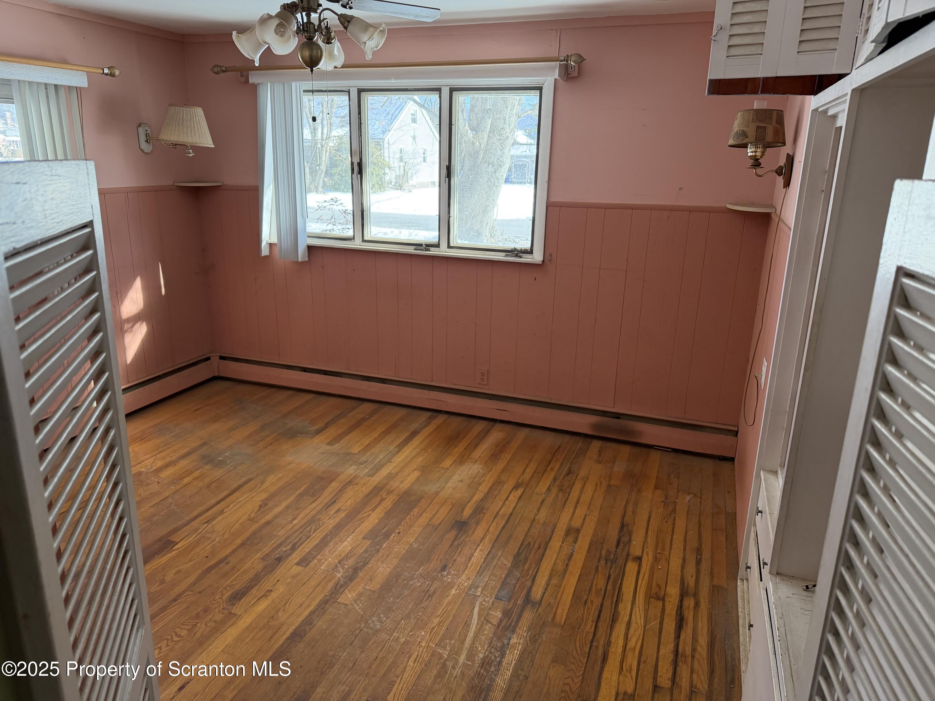 1055 Blue Ridge Avenue Matamoras, PA 18336 - Photo 16 of 27 BED 1