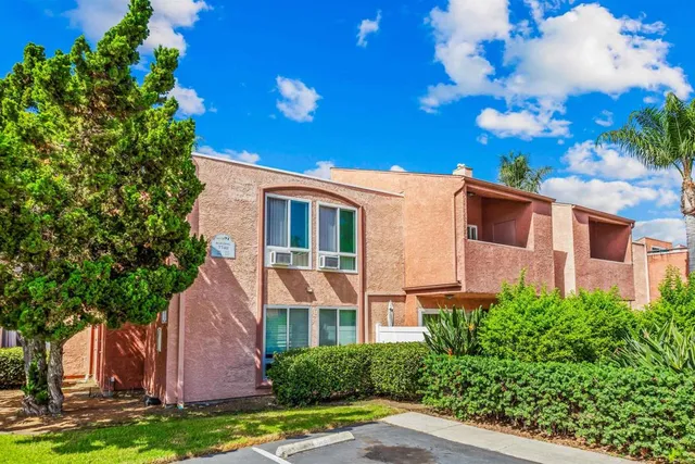 $449,990 | 7740 Margerum Avenue, Unit 204, San Diego, CA 92120