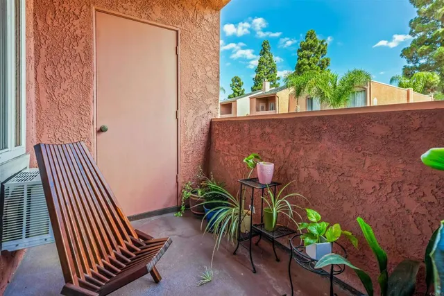 $449,990 | 7740 Margerum Avenue, Unit 204, San Diego, CA 92120