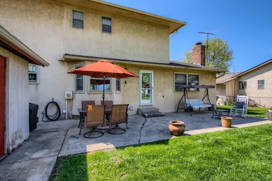 6058 Sandgate Road Columbus, OH 43229 - Photo 23 of 27 Patio