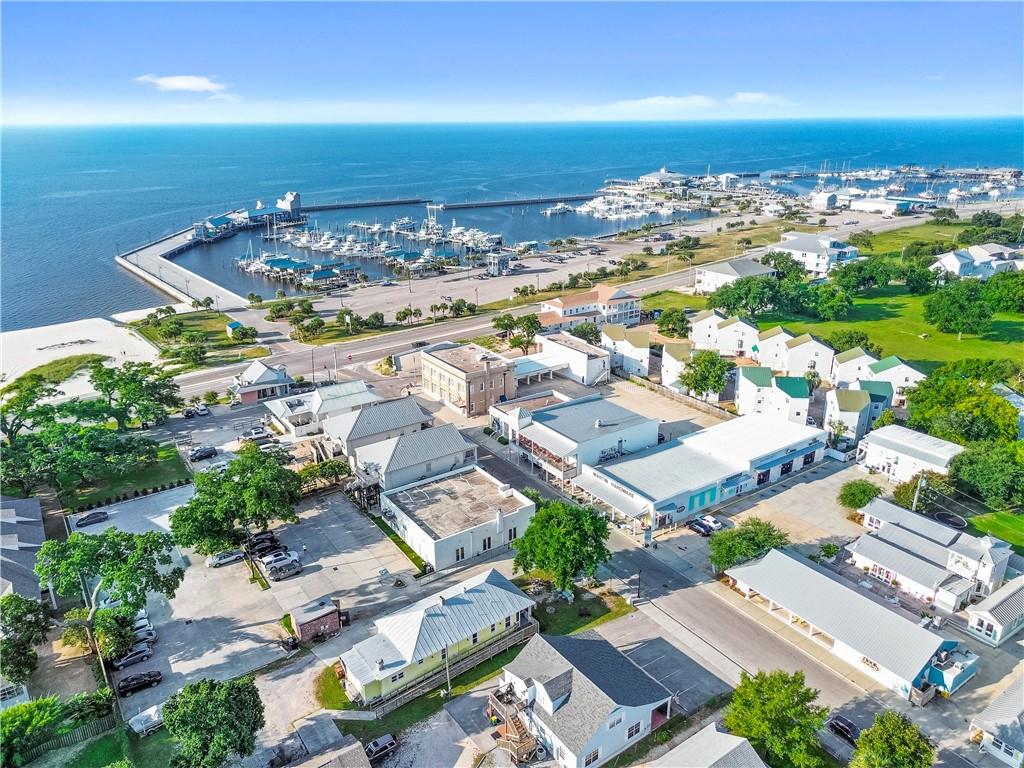 116 Davis Avenue, Unit E Pass Christian, MS 39571 - Photo 22 of 25