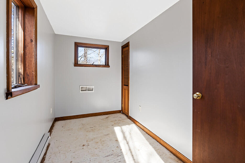 6 Lookout Lane Raymond, ME 04071 - Photo 17 of 44 03_BP5A6490_DxO_mls