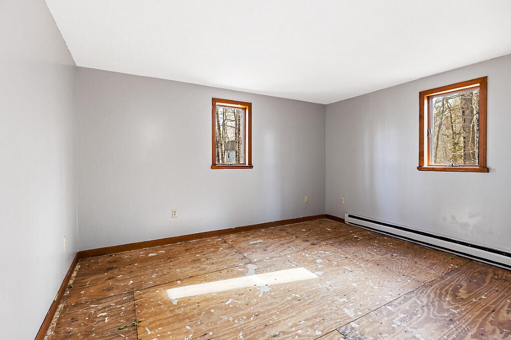 6 Lookout Lane Raymond, ME 04071 - Photo 21 of 44 05_BP5A6496_DxO_mls