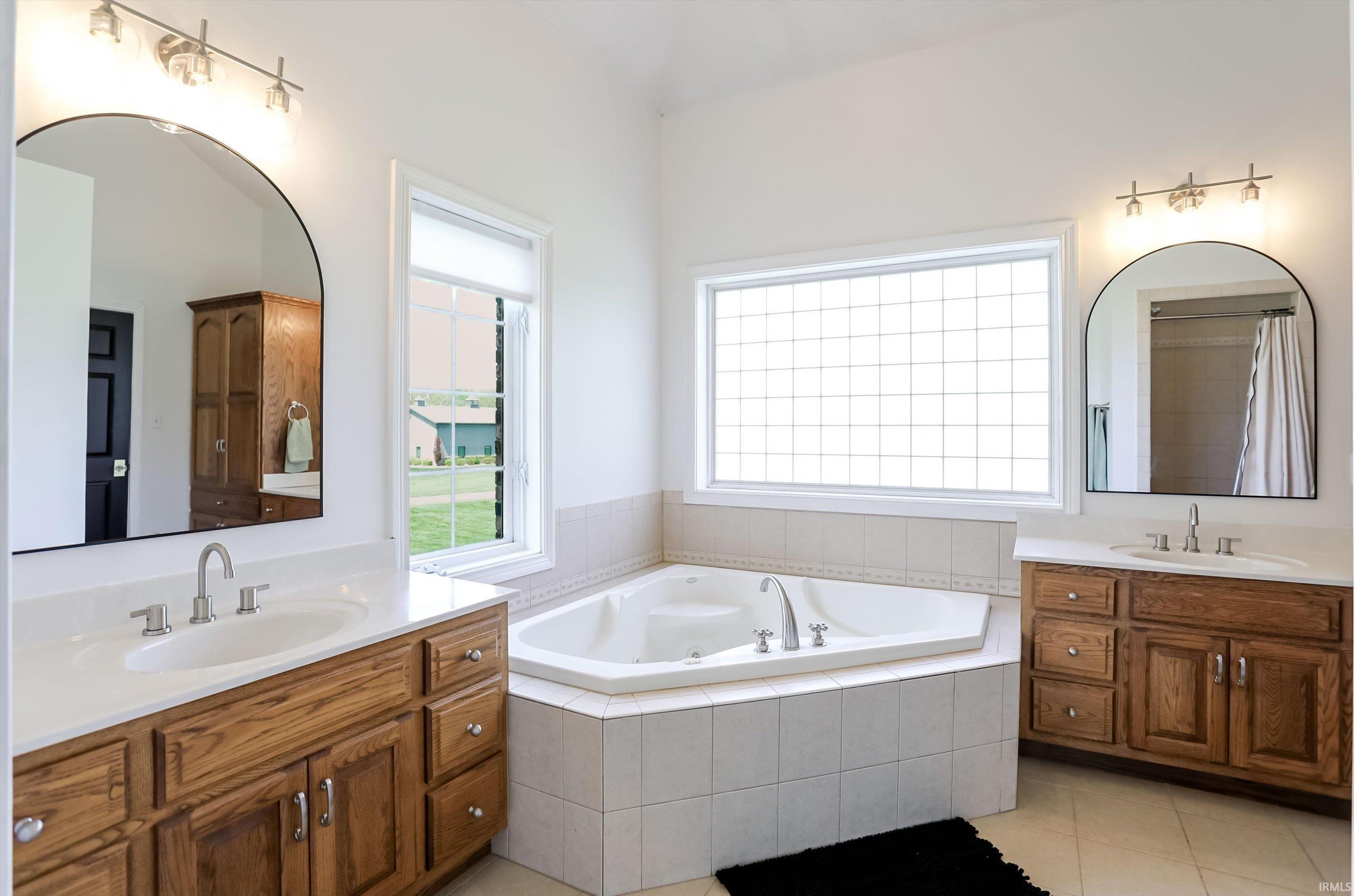 7235 South Lodge Road Bloomington, IN 47403 - Photo 13 of 32