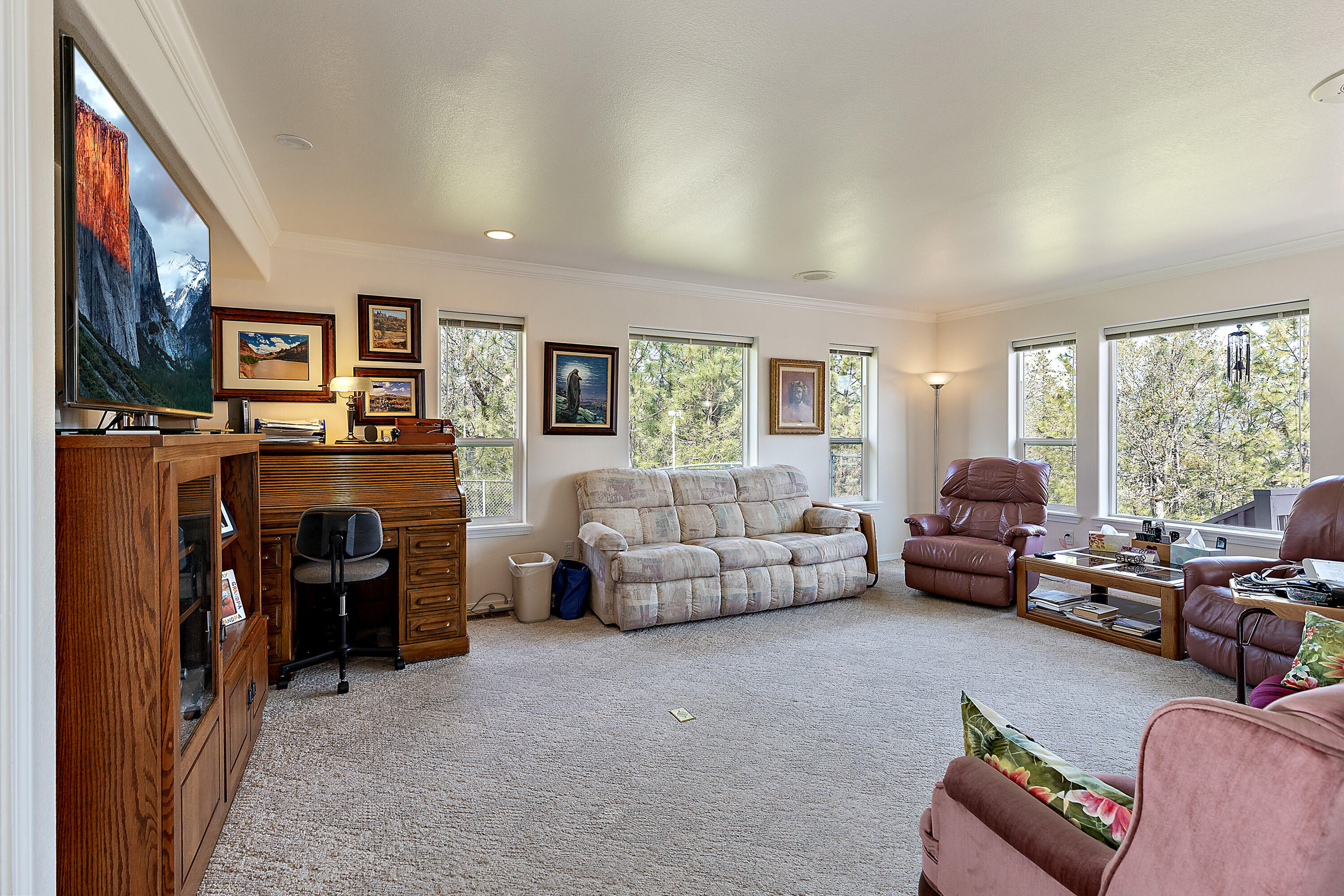 2703 Hammel Road Eagle Point, OR 97524 - Photo 22 of 65 HR(38)