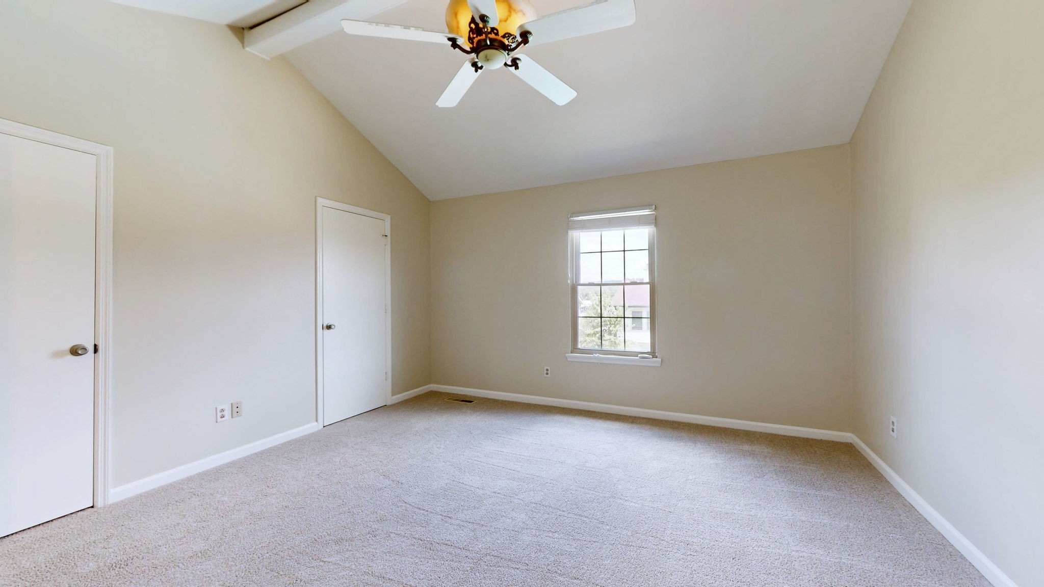 250 Sanders Ferry Road, Unit 34 Hendersonville, TN 37075 - Photo 12 of 21 a view of an empty room with a window