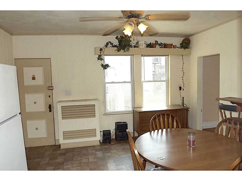 Kitchen. 1st Flr Apt