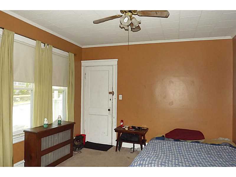 Living Room. 1st Flr Apt