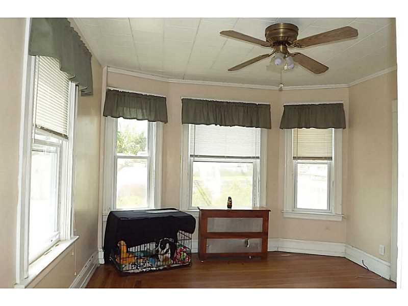 Dining Room. 1st Flr Apt