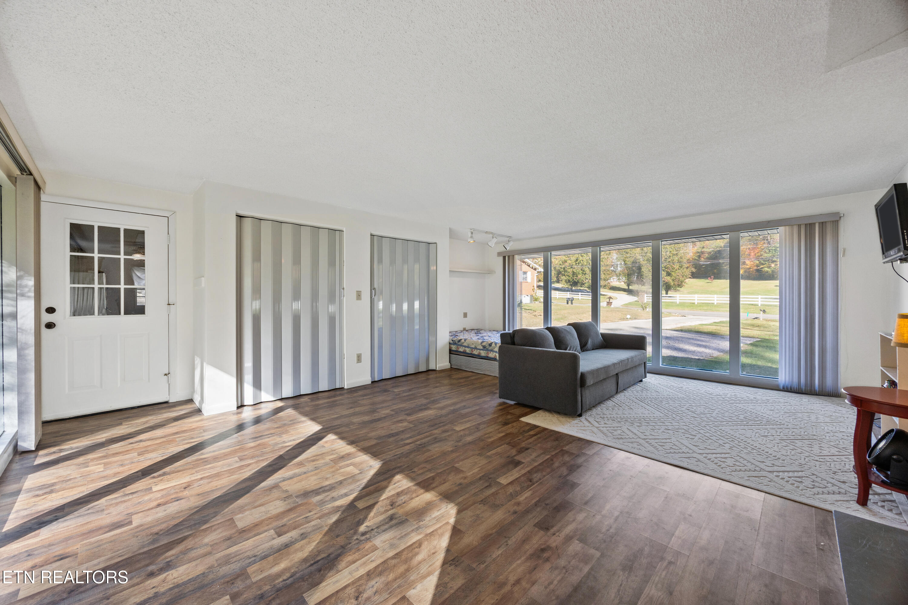 8237 Collier Road Powell, TN 37849 - Photo 18 of 31 15-8237 Collier Rd 11