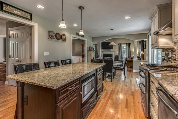 16 Ravine Road Billerica, MA 01821 - Photo 12 of 30