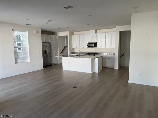 $4,650 | 207 Honeysuckle Lane, Warren, NJ 07059