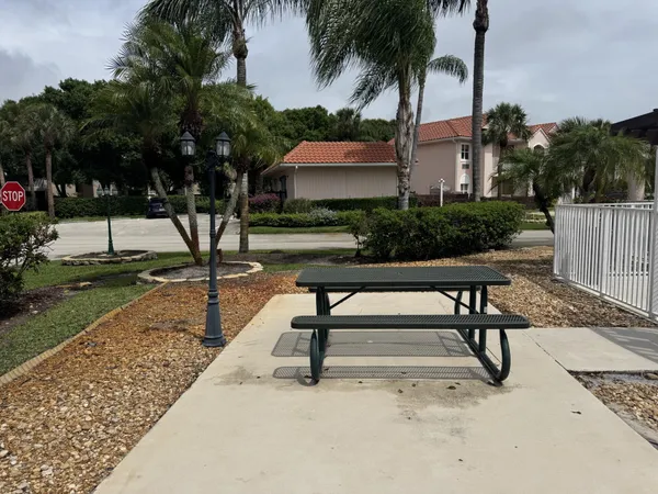 $1,299 | 9975 Perfect Drive, Unit 97, Port St. Lucie, FL 34986