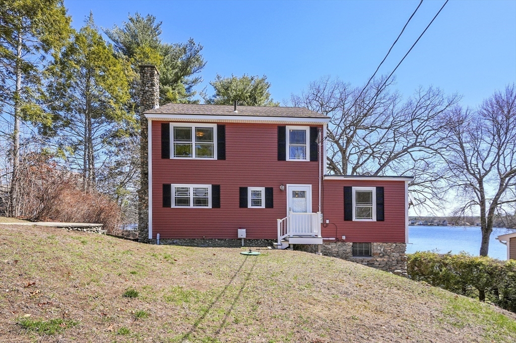 19 Loveland Road Webster, MA 01570 - Photo 35 of 42 Gallery Image 35