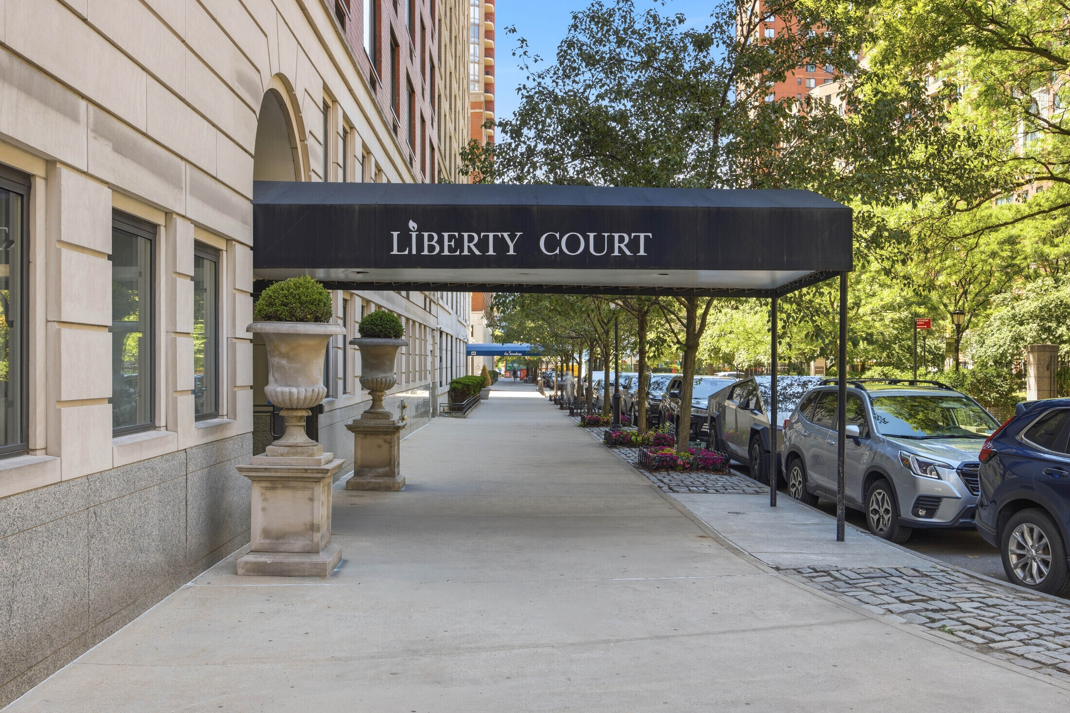 200 Rector Place, Unit 4U Manhattan, NY 10280 - Photo 17 of 18