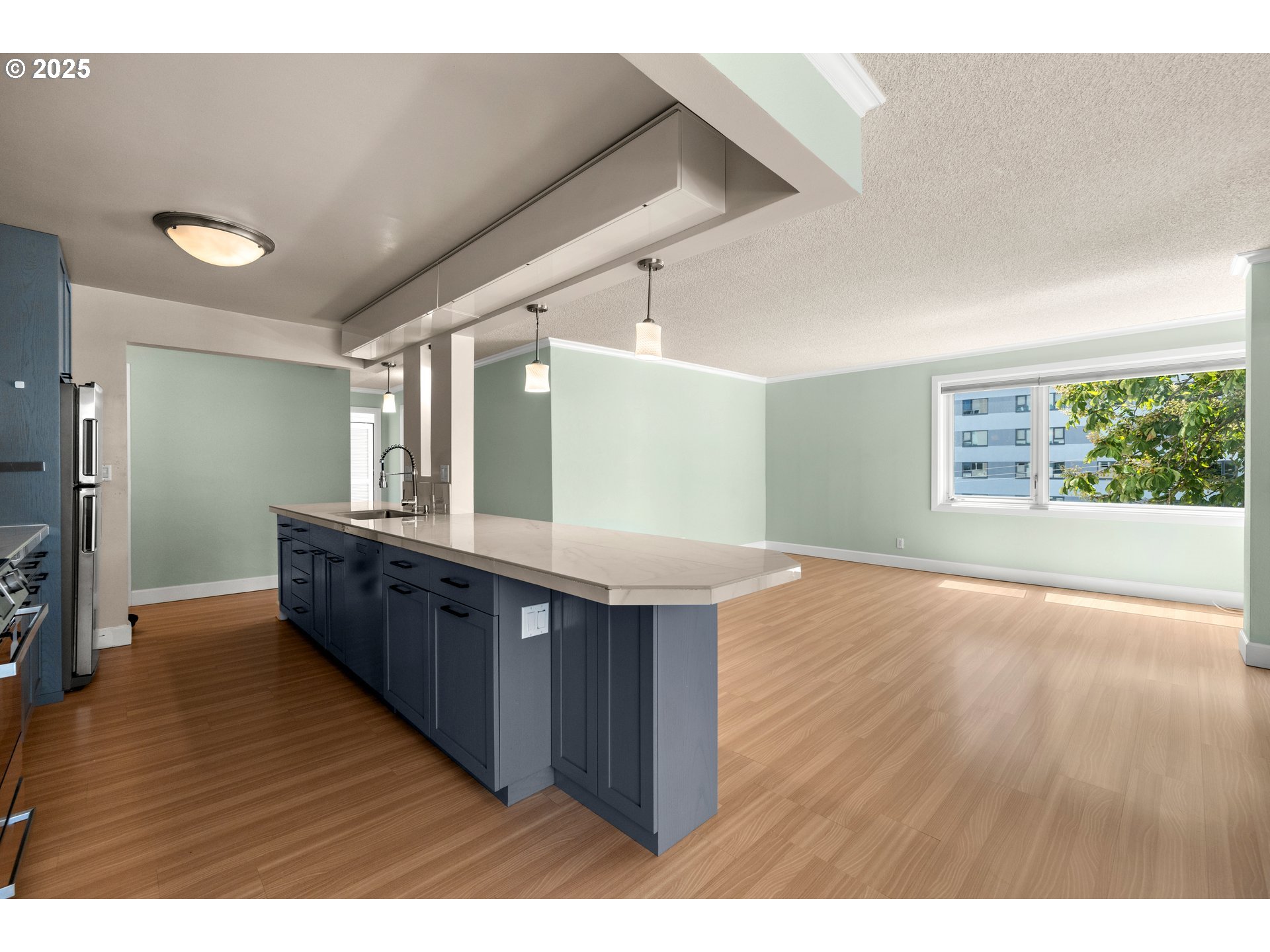 2211 Southwest Park Place, Unit 603 Portland, OR 97205 - Photo 13 of 27