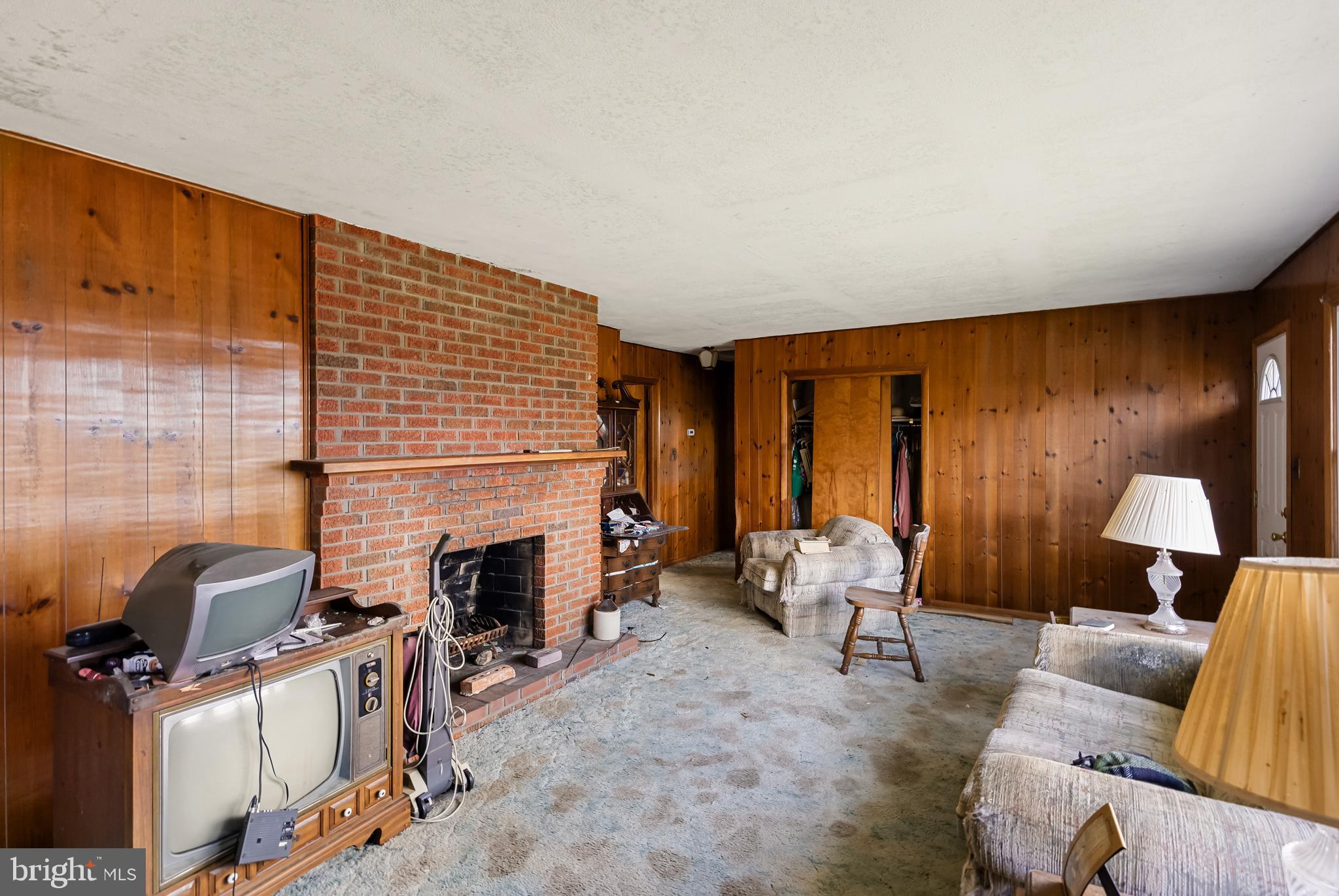 212 Juliustown Road Columbus, NJ 08022 - Photo 7 of 23