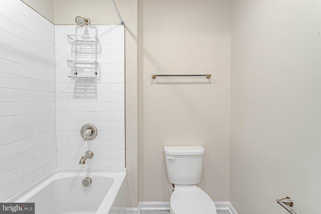 70 Morley Boulevard Medford, NJ 08055 - Photo 27 of 32 a bathroom with a toilet and a bathtub
