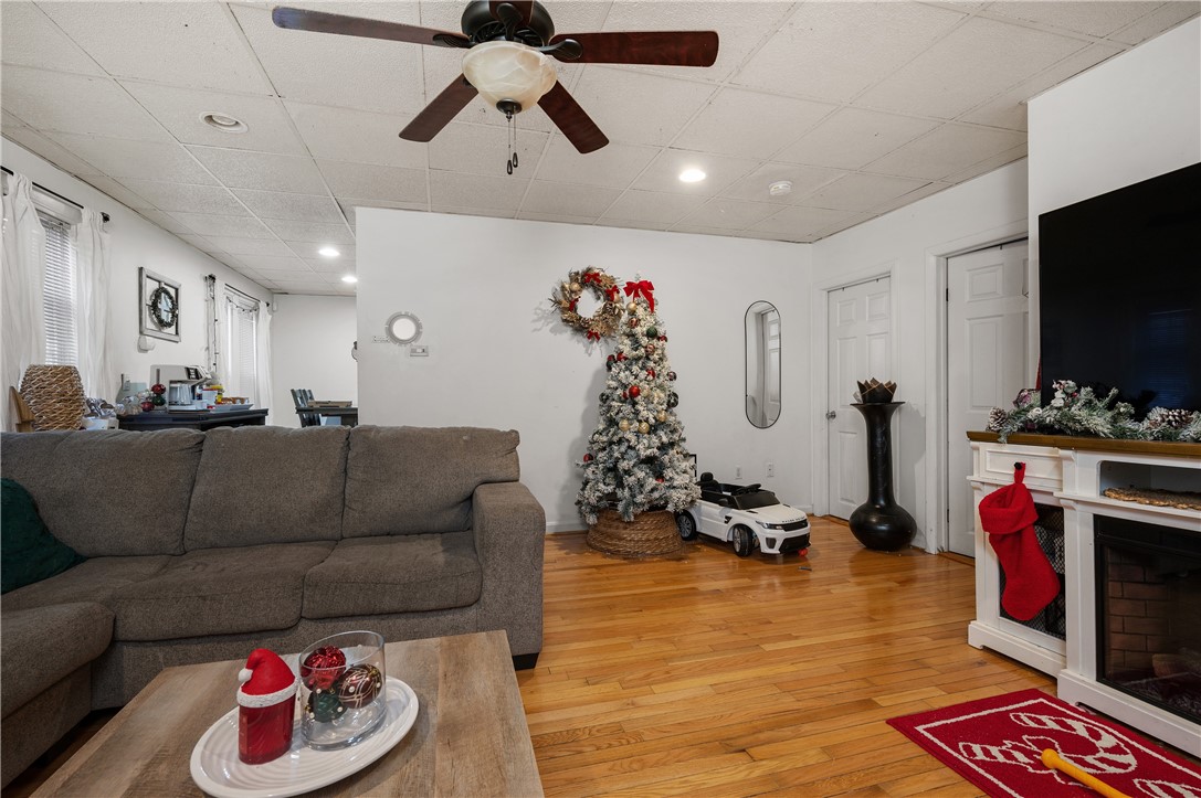 43 Rivulet Street Woonsocket, RI 02895 - Photo 8 of 34