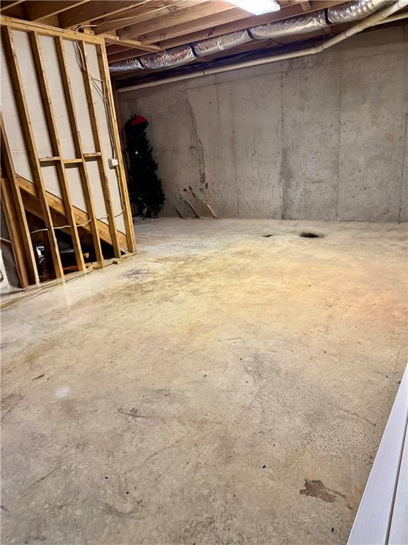 999 Grassdale Road Northwest Cartersville, GA 30121 - Photo 42 of 54 a view of an empty room