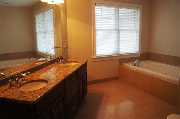 287 Langley Road, Unit 3 Newton, MA 02459 - Photo 10 of 13 Gallery Image 10