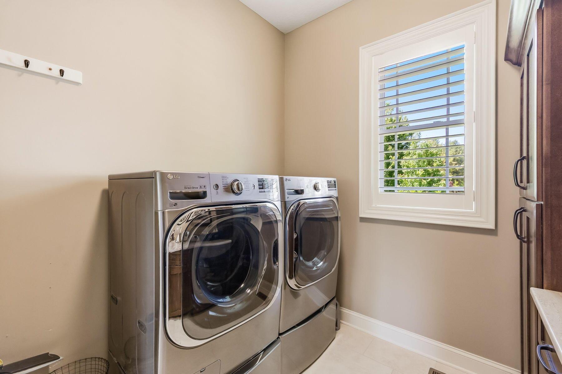 133 Pine Hills Road Johnstown, OH 43031 - Photo 30 of 71 Laundry Room