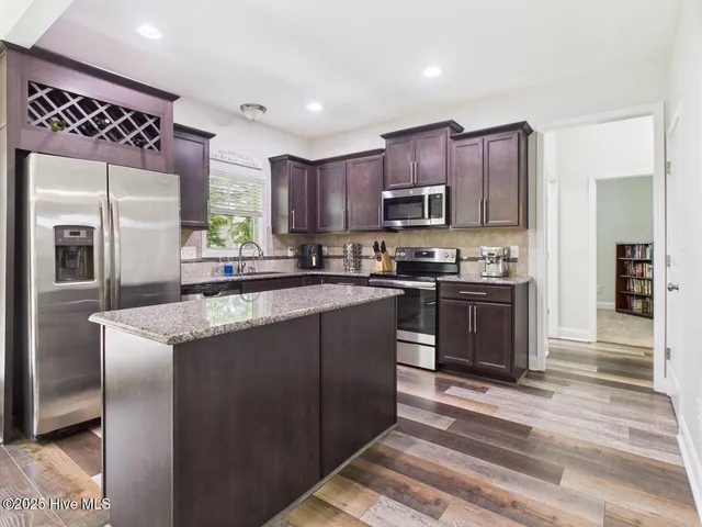 $429,000 | 1507 Mulberry Place, Aberdeen, NC 28315