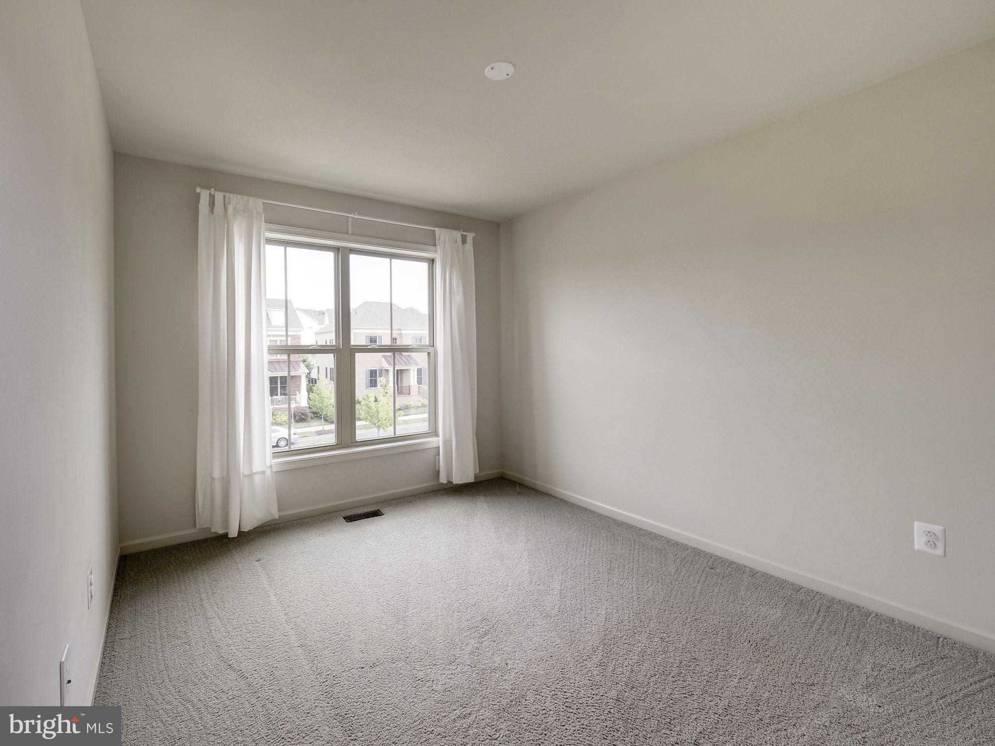 14052 Wellspring Avenue Clarksburg, MD 20871 - Photo 11 of 21 Bedroom 2