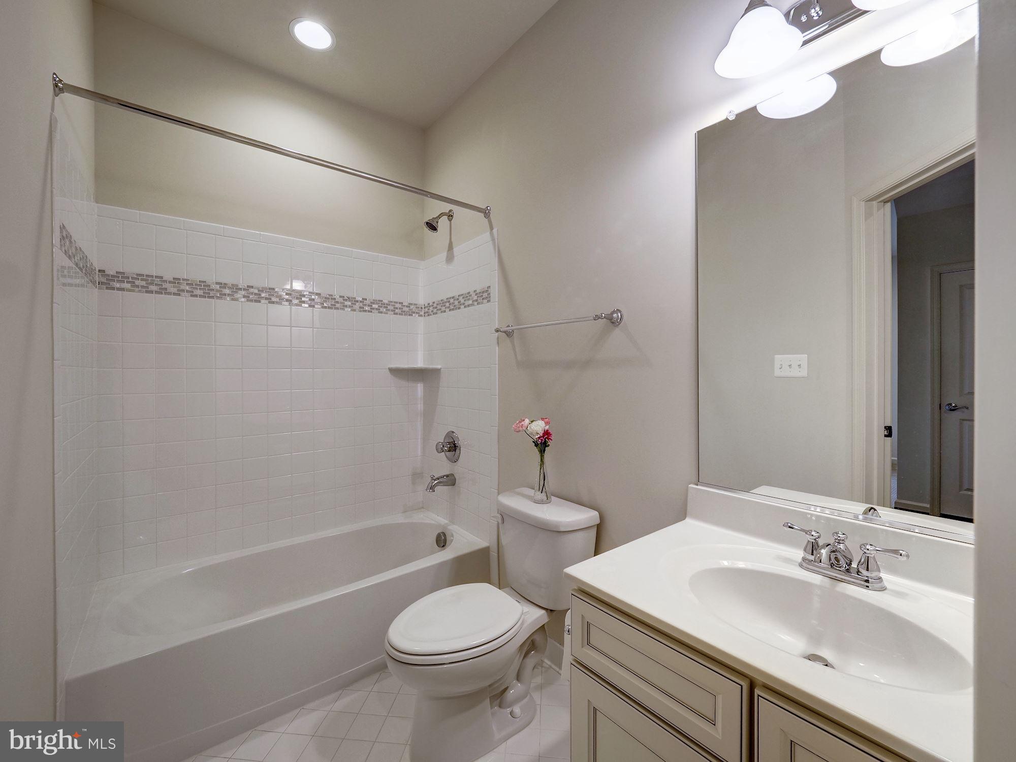 14052 Wellspring Avenue Clarksburg, MD 20871 - Photo 17 of 21 Highend finishes