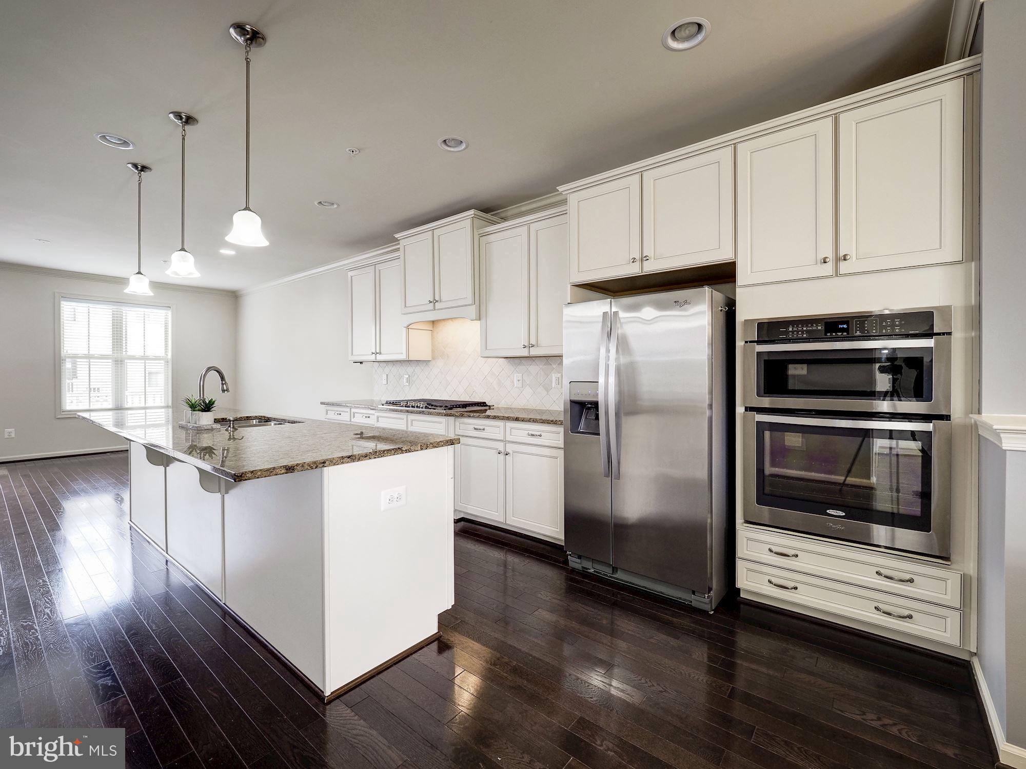 14052 Wellspring Avenue Clarksburg, MD 20871 - Photo 3 of 21 Expansive Island with gleaming hardwood floors