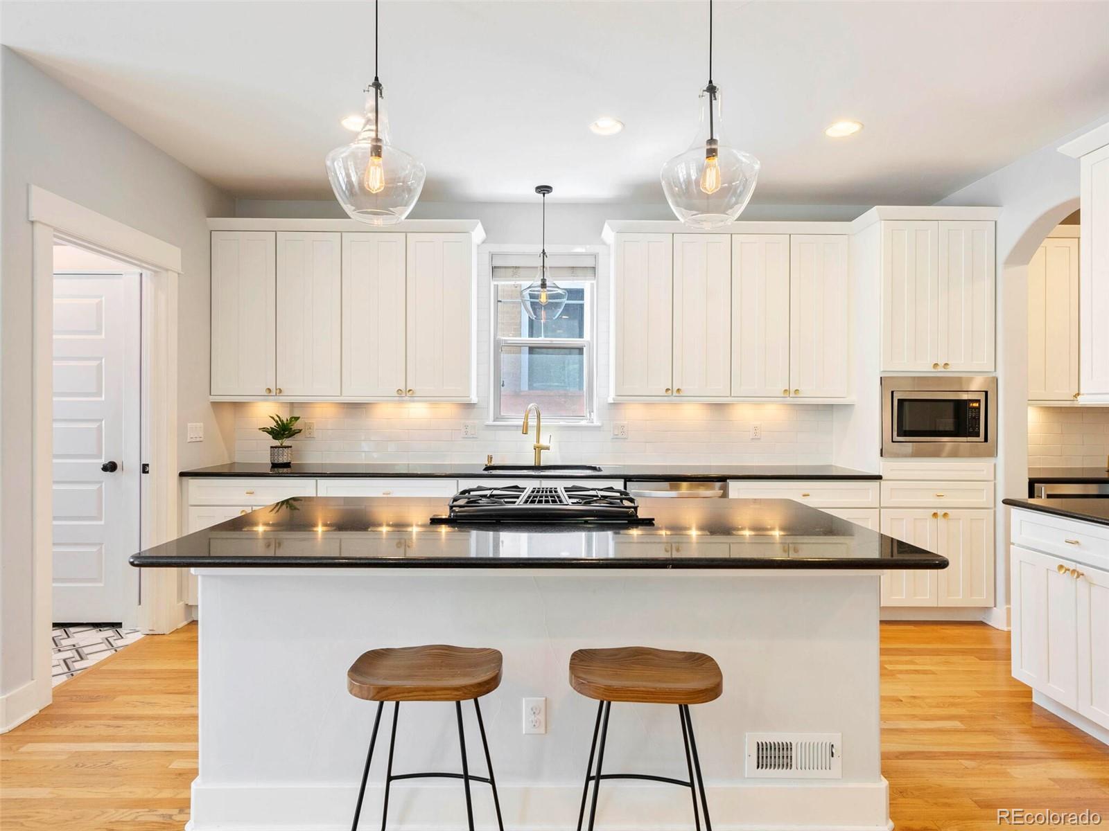 970 Madison Street Denver, CO 80206 - Photo 13 of 40