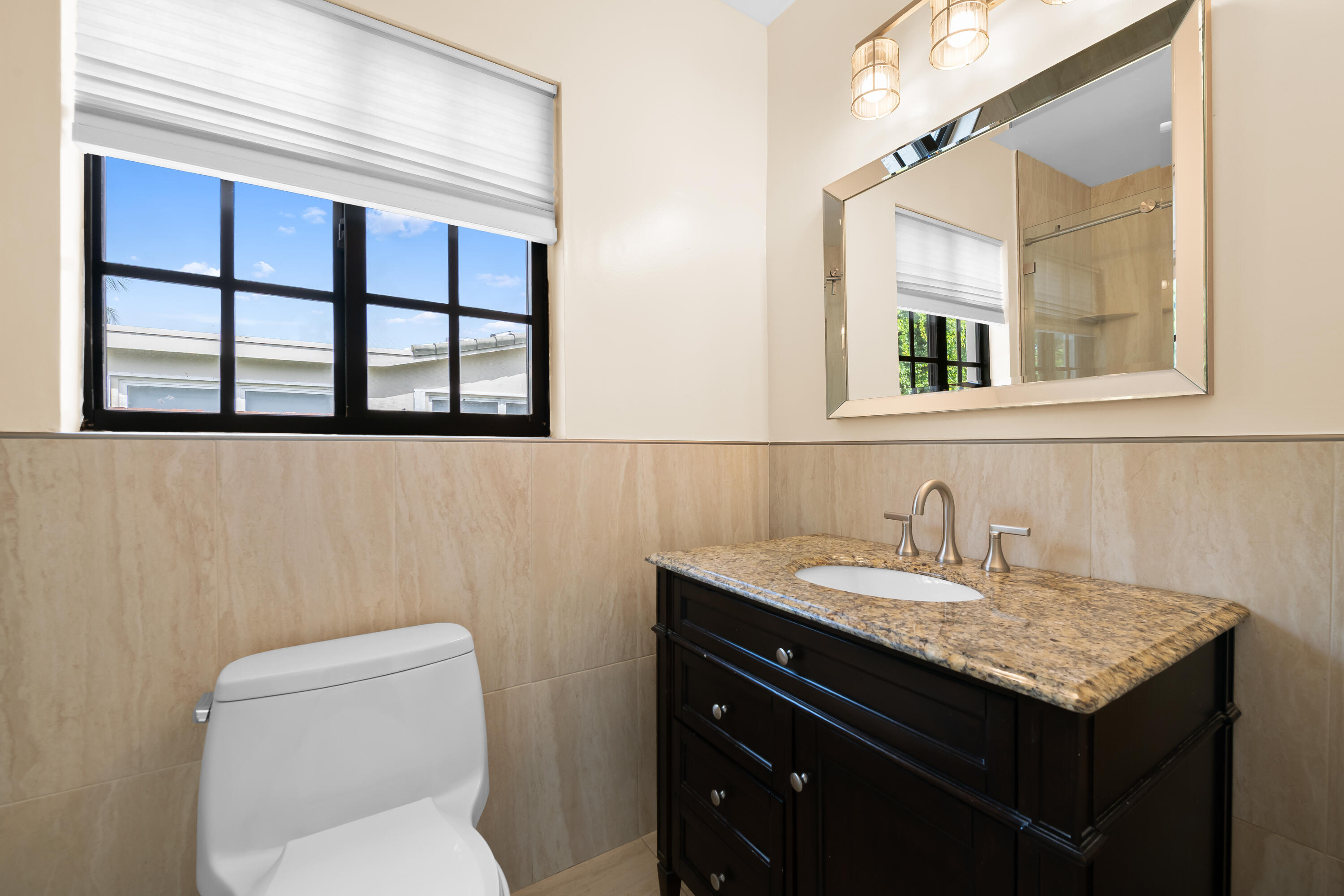 5720 Southwest 7th Street Plantation, FL 33317 - Photo 32 of 42 Bathroom